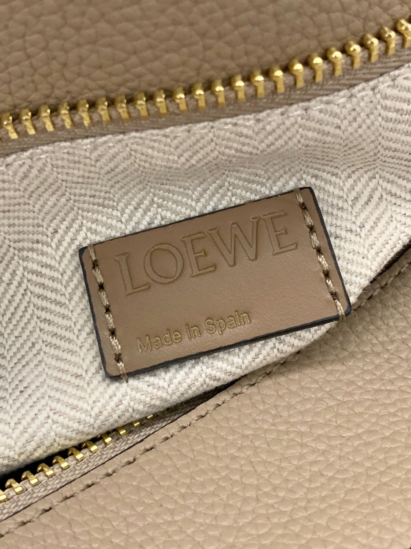 Loewe Medium Puzzle Bag in Soft Grained Calfskin Sand